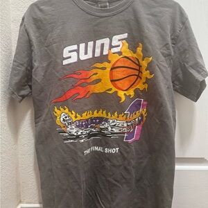 Gray Suns Graphic T-Shirt